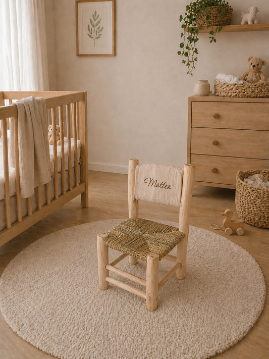 Chaise enfant en bois personnalisée