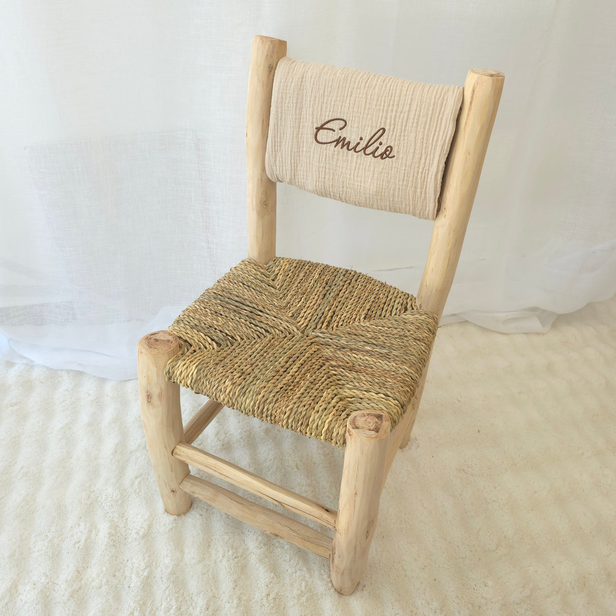 Chaise enfant en bois personnalisée