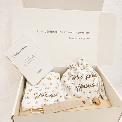 Coffret naissance personnalisé motif feuille